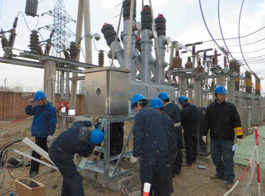 張家口寧遠110KV變電站進行設備安裝
